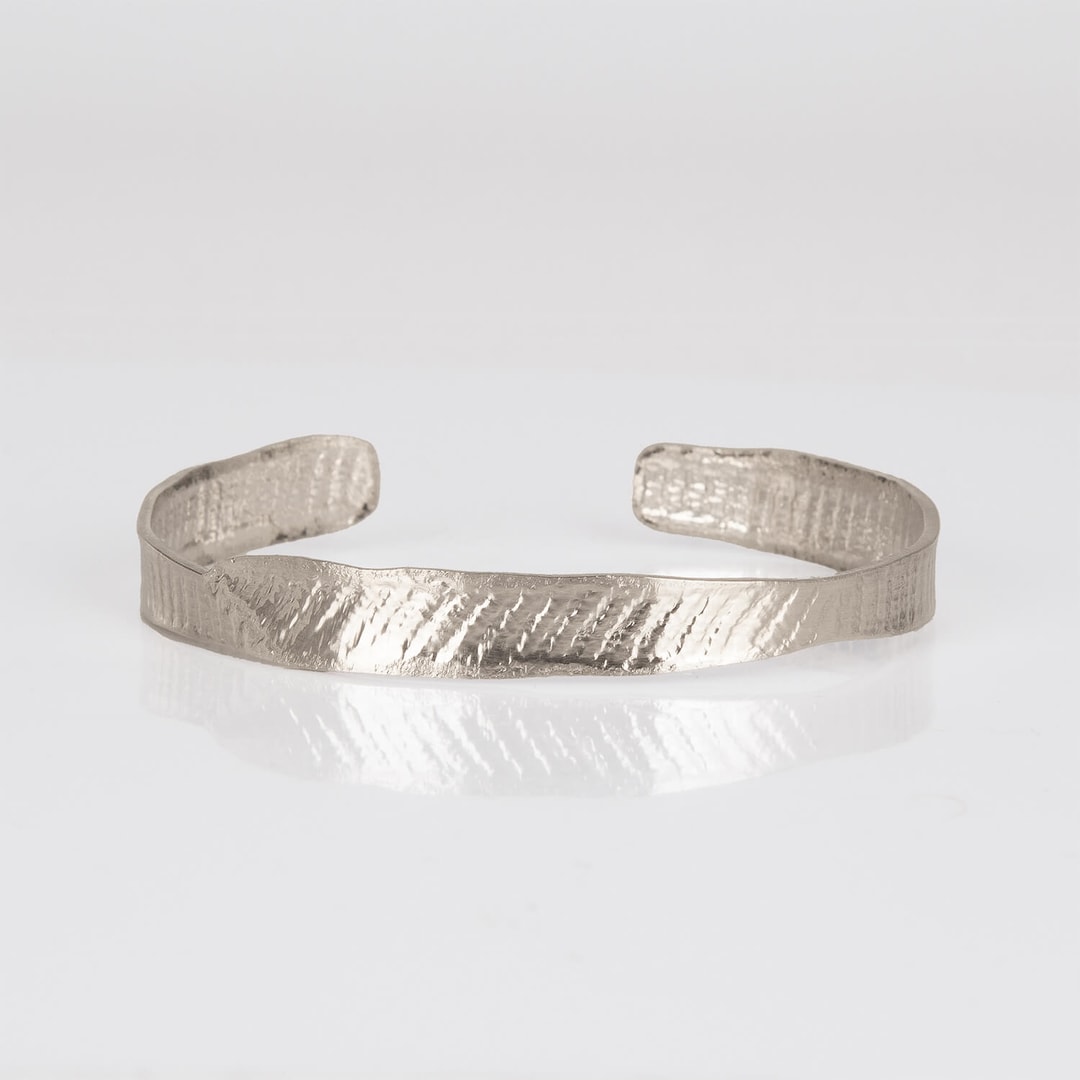 OLONG, SMALL, SILVER, LOW