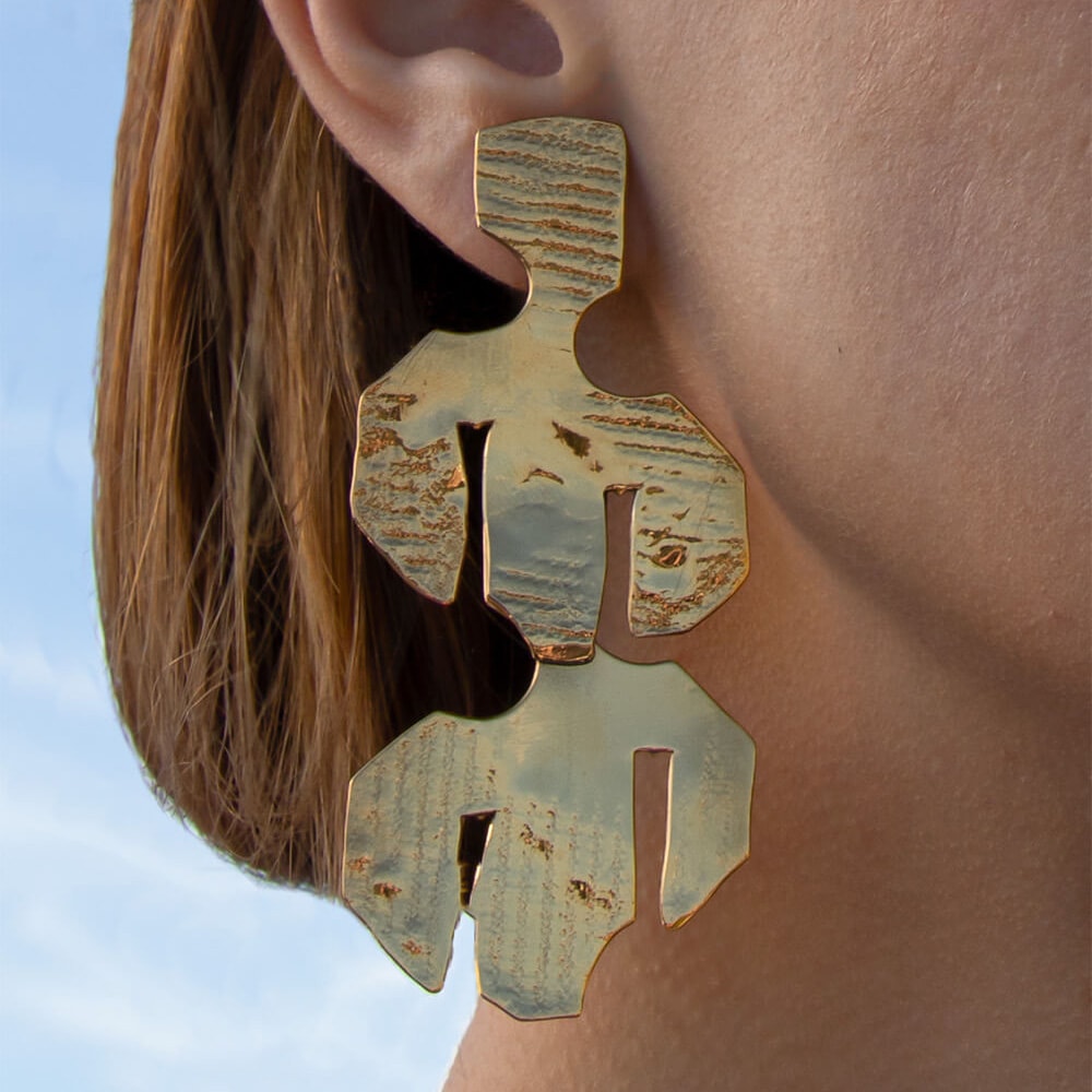 OLONG , STARRTRITANT , BIG , EARRINGS , BODY , LOW
