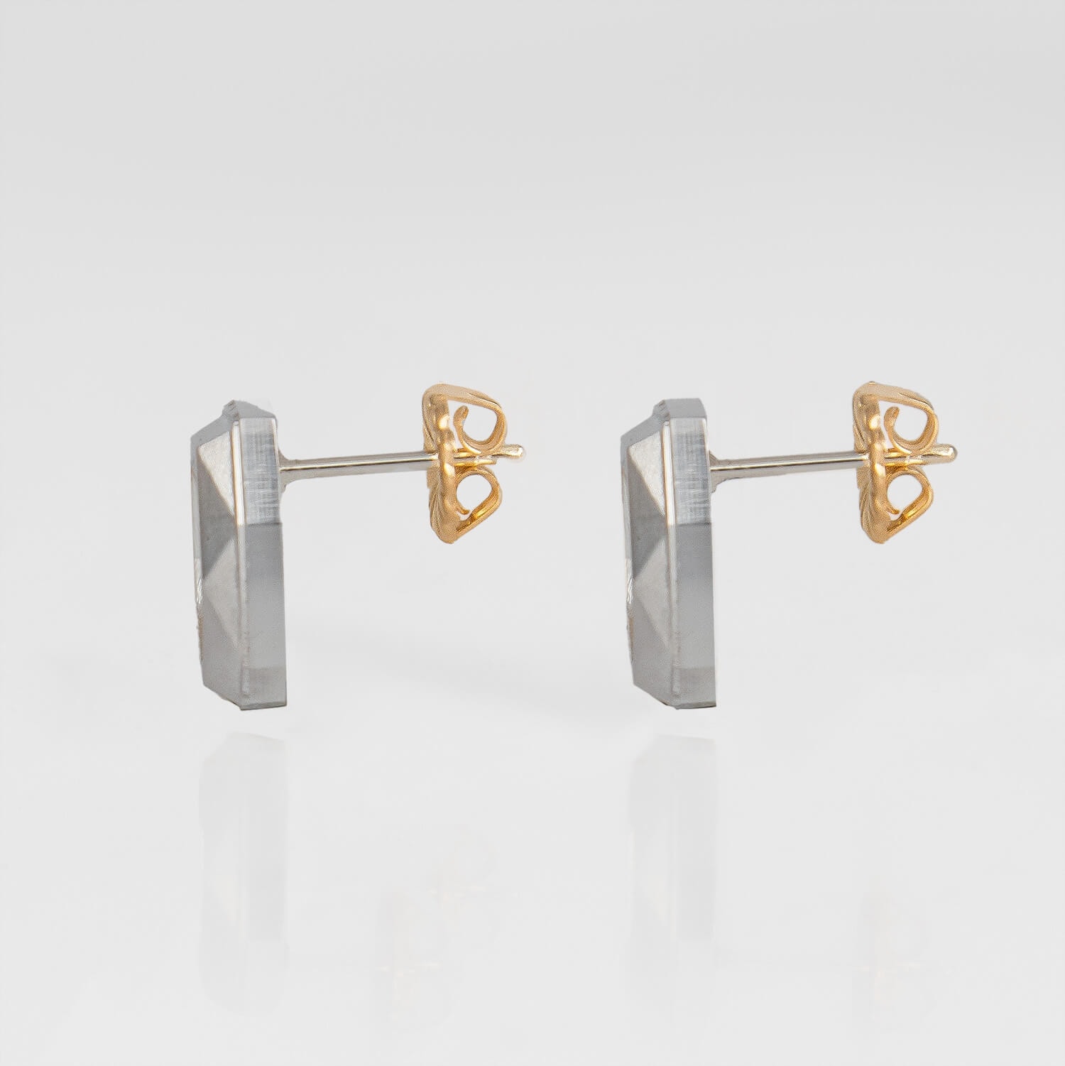 DIAMOND , BIG , EARRING , SIDE , ALU