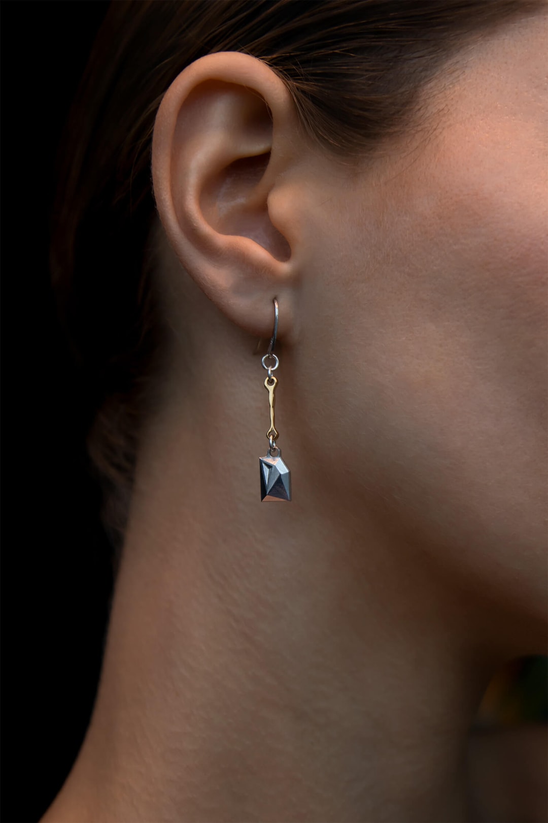DIAMOND , BONE , SMALL , EARRING , BODY , LOW