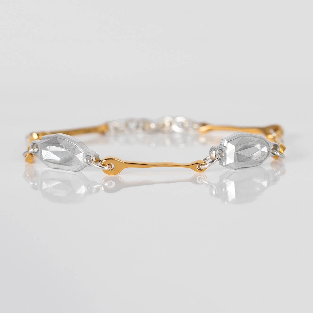 DIAMOND , BONE , BRACELET , FRONT_ , ALU , 24KRTGP , FRONT