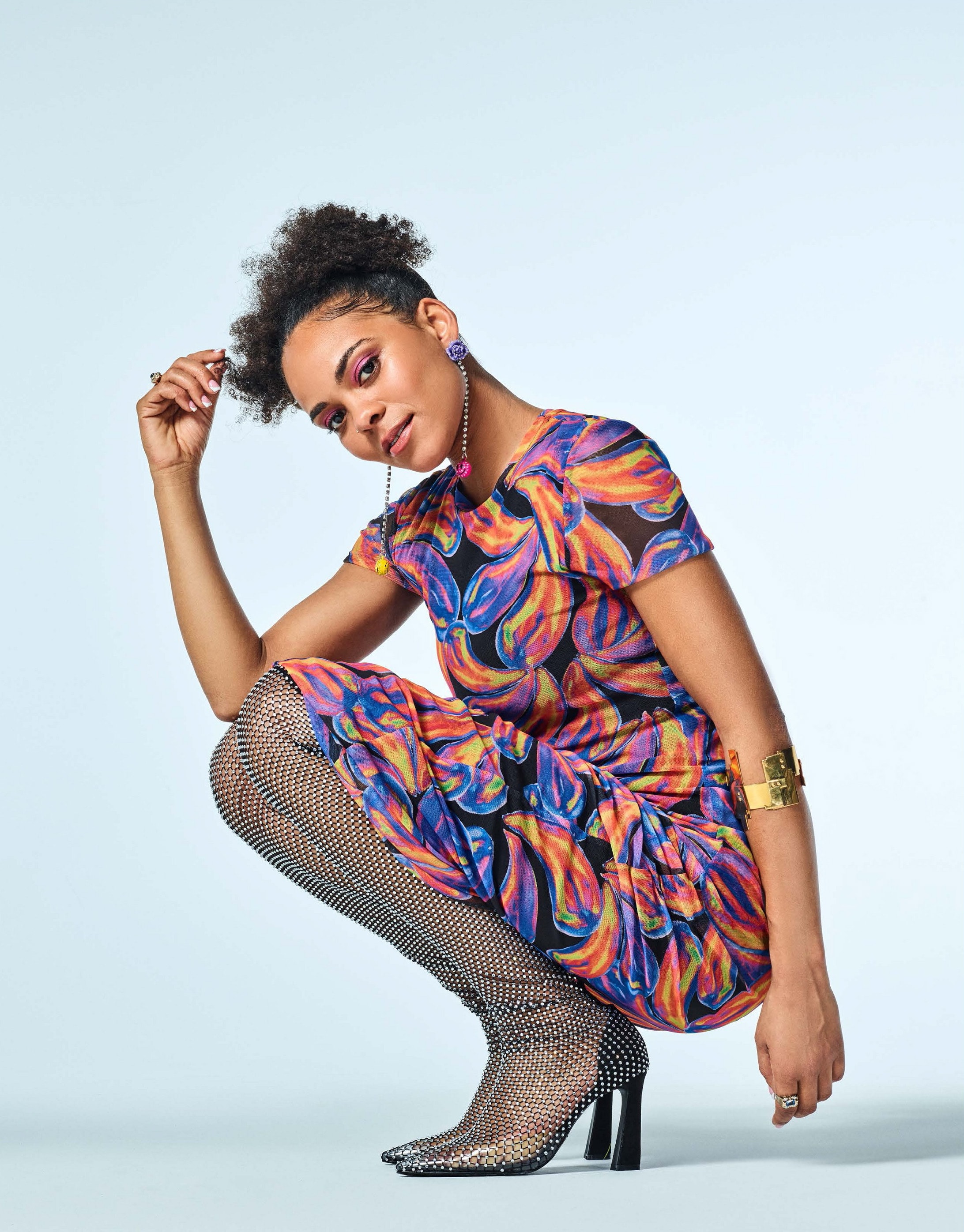 DZIFA , KUSENUH , &C , MAGAZINE