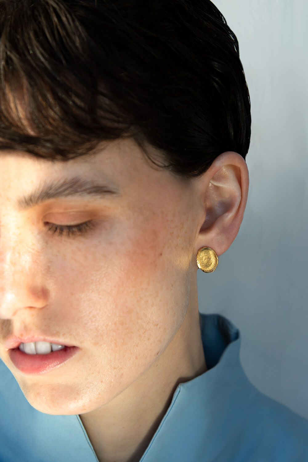 LEFT , EARRINGS , 0 , BODY