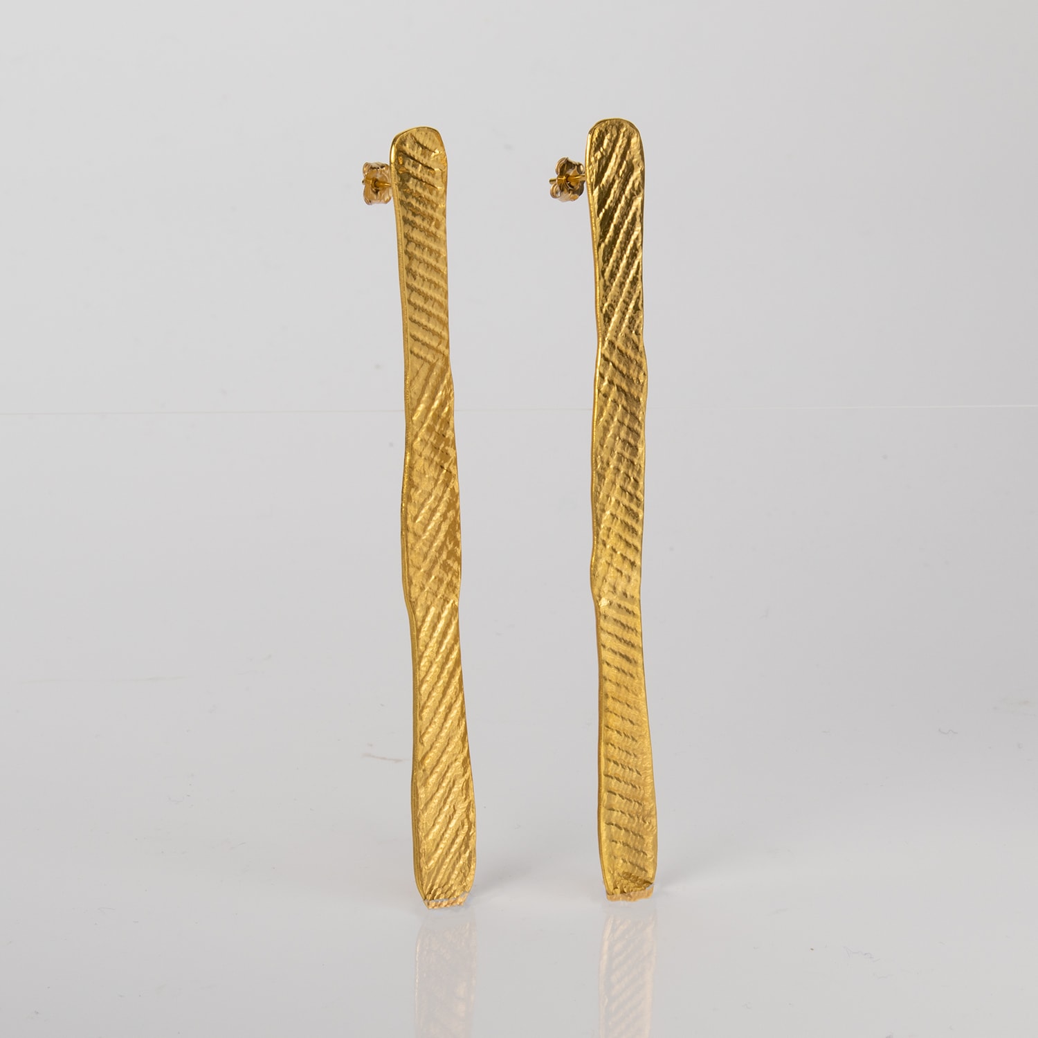 olonglong, earrings, 24k gold plated, side, web