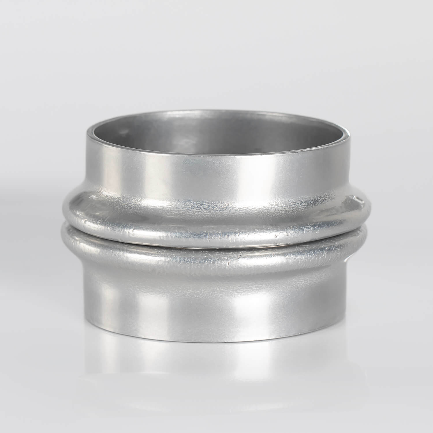 UFO__BRACELET_FRONT_ALUMINIUM