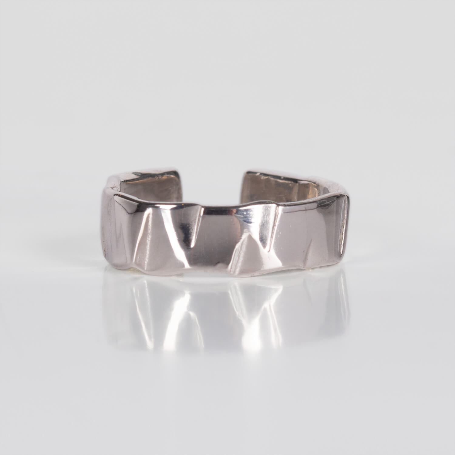 CRAY,WEAVESQAUARE,EARCUFF,FREE,SILVER,WEB