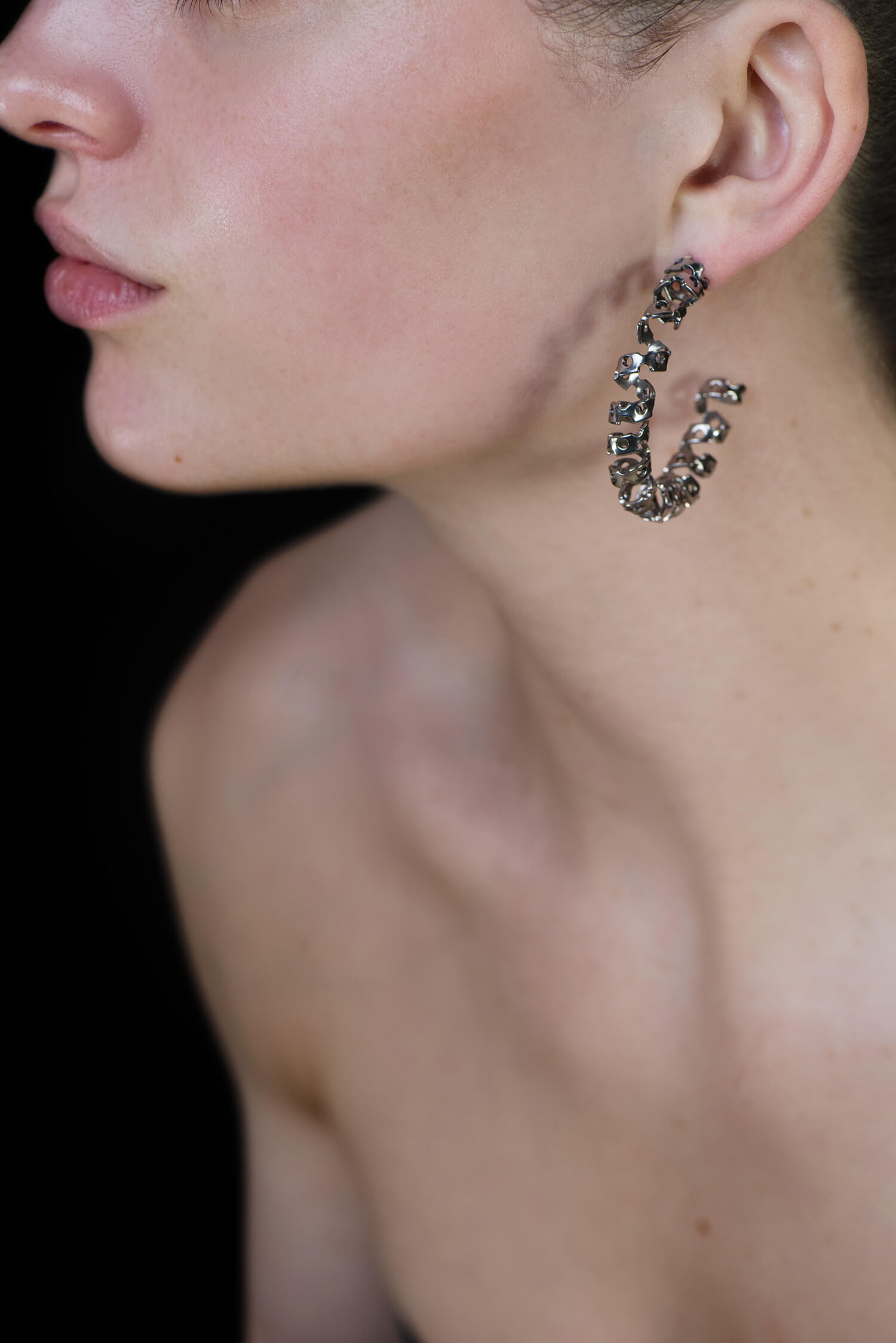 GRAY,CIRCLEROUCH,EARRINGS,BODY,SILVER,2,WEB