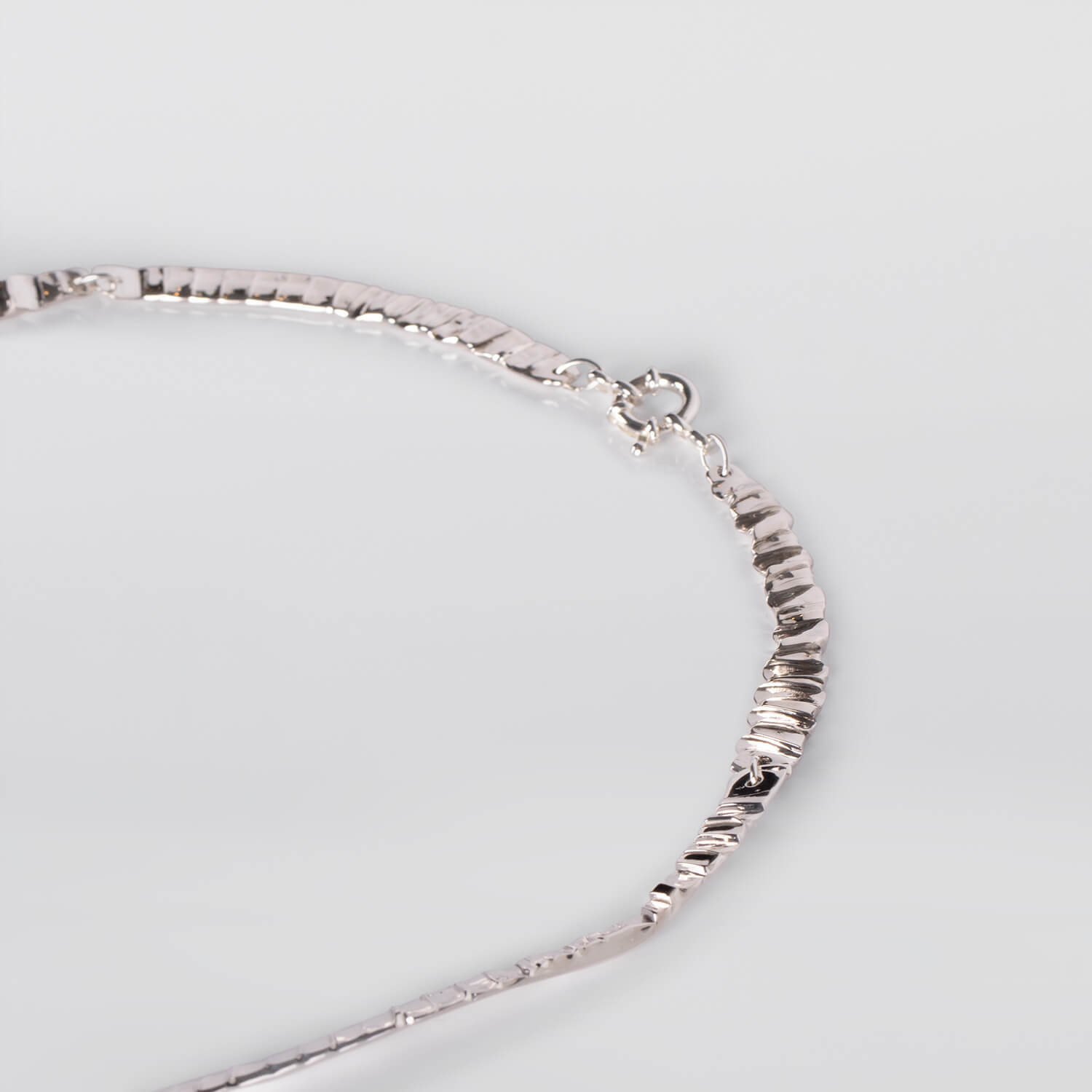 GRAY,FLEX,NECKLACE,FREE,SILVER,2,WEB