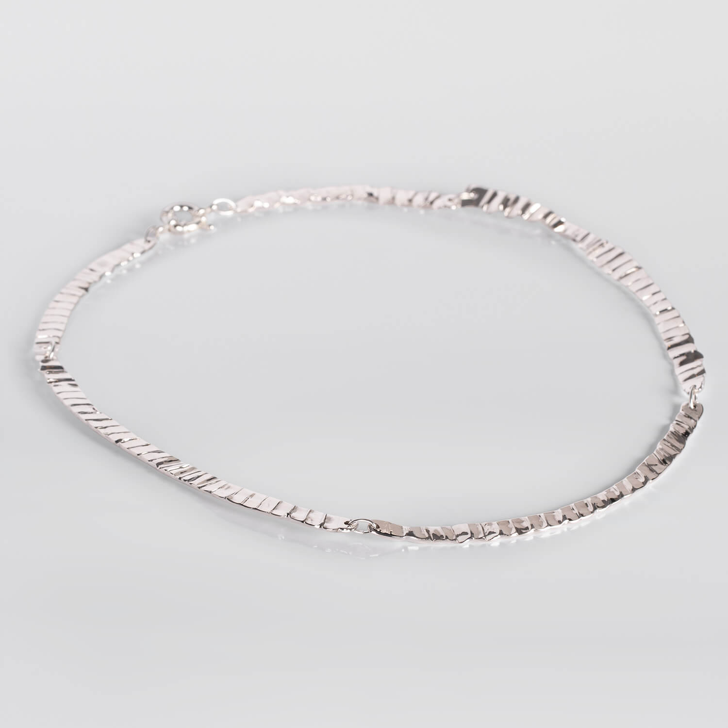 GRAY,FLEX,NECKLACE,FREE,SILVER,3,WEB