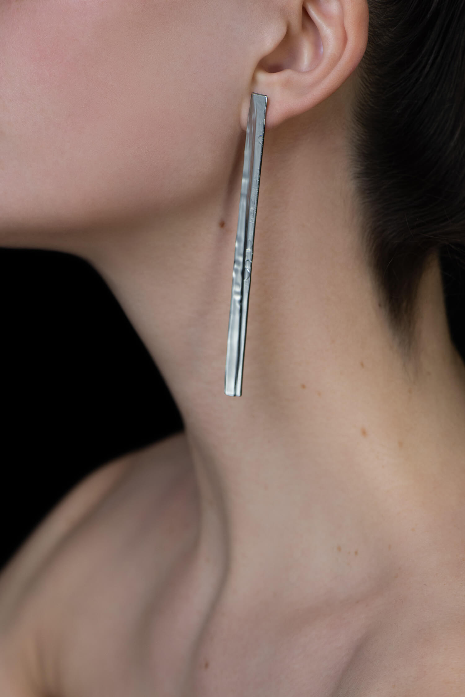 GRAY,LONG,EARRINGS,BODY,SILVER,2,WEB
