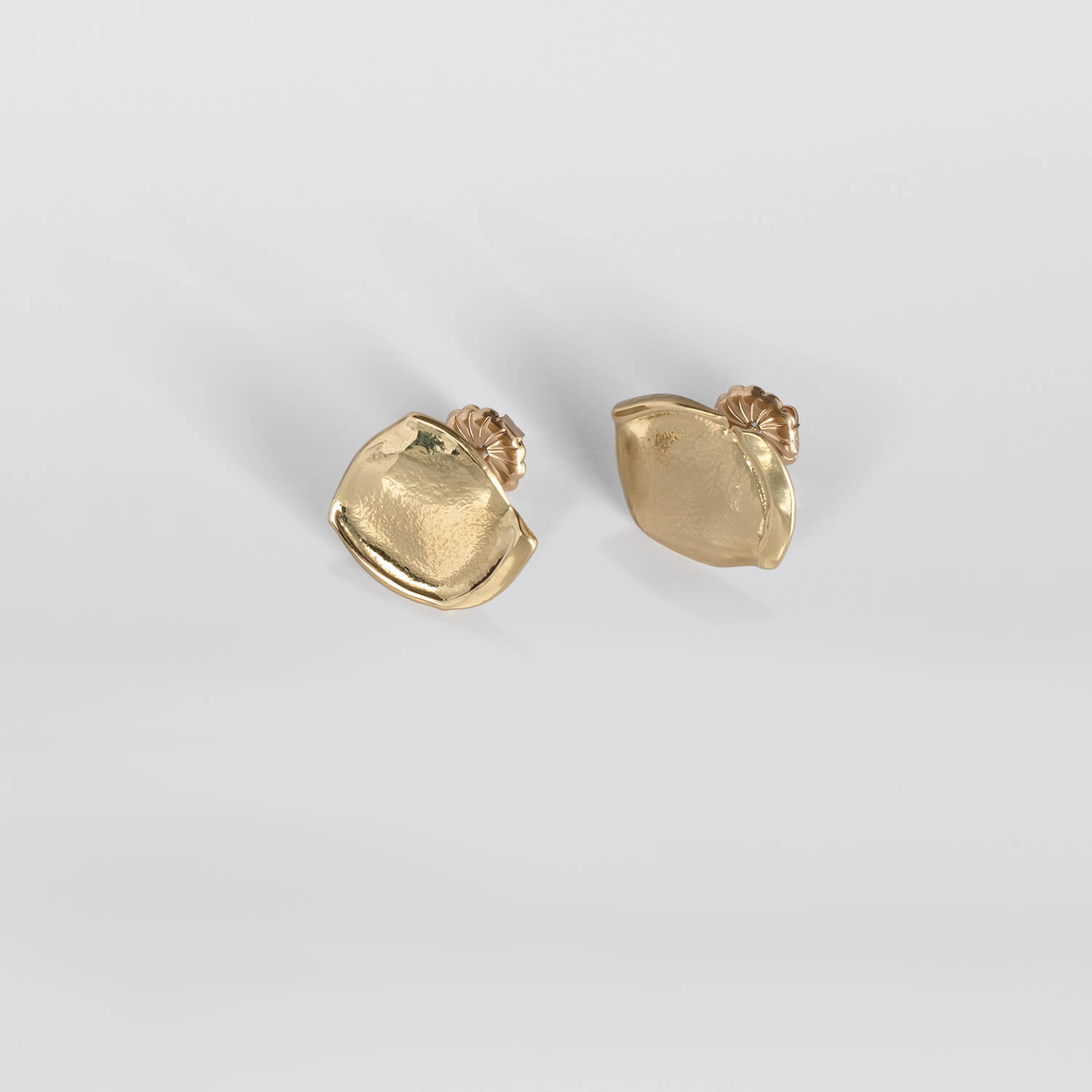 MIRR_RECTANGLE_SMALL_EARRINGS_FRONT_BRASS_WEB.jpg