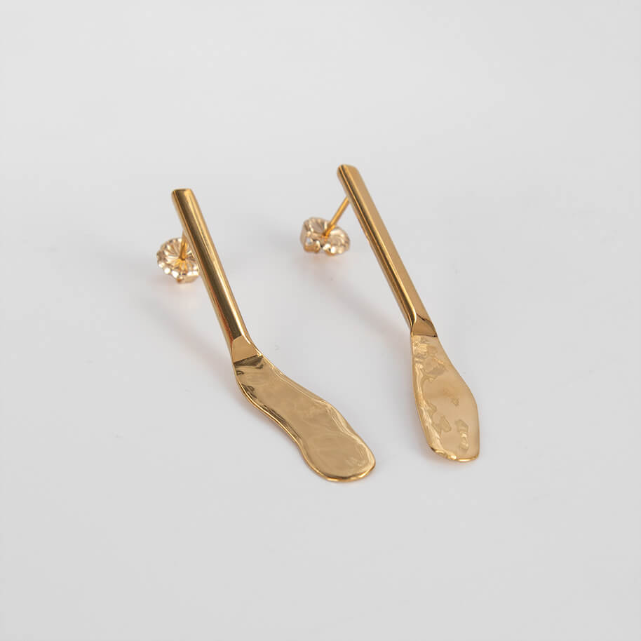 OLONG_FLOW_EARRINGS_SIDE_BRASS_LOW