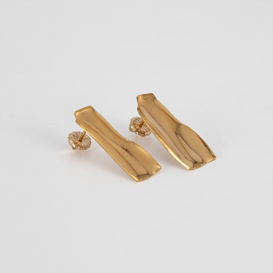 OLONG_RECTANGLE_EARRING_SIDE_BRASS_LOW.