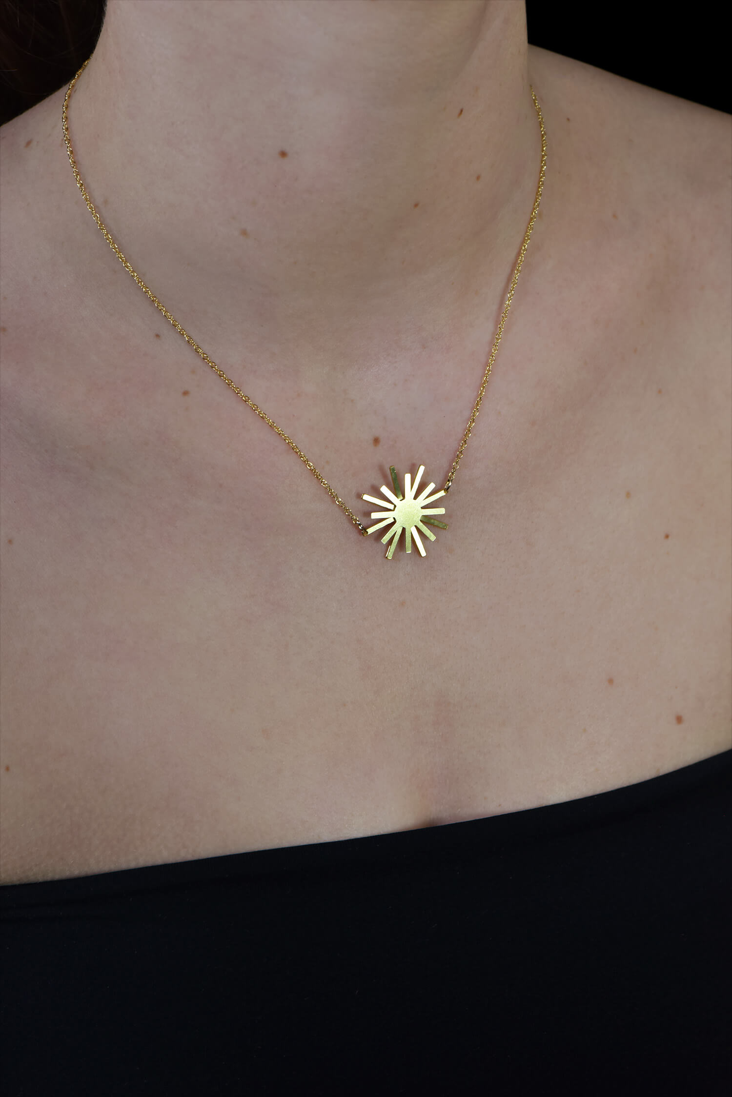 STARR,NECKLACE,BODY,BRASS,,WEB