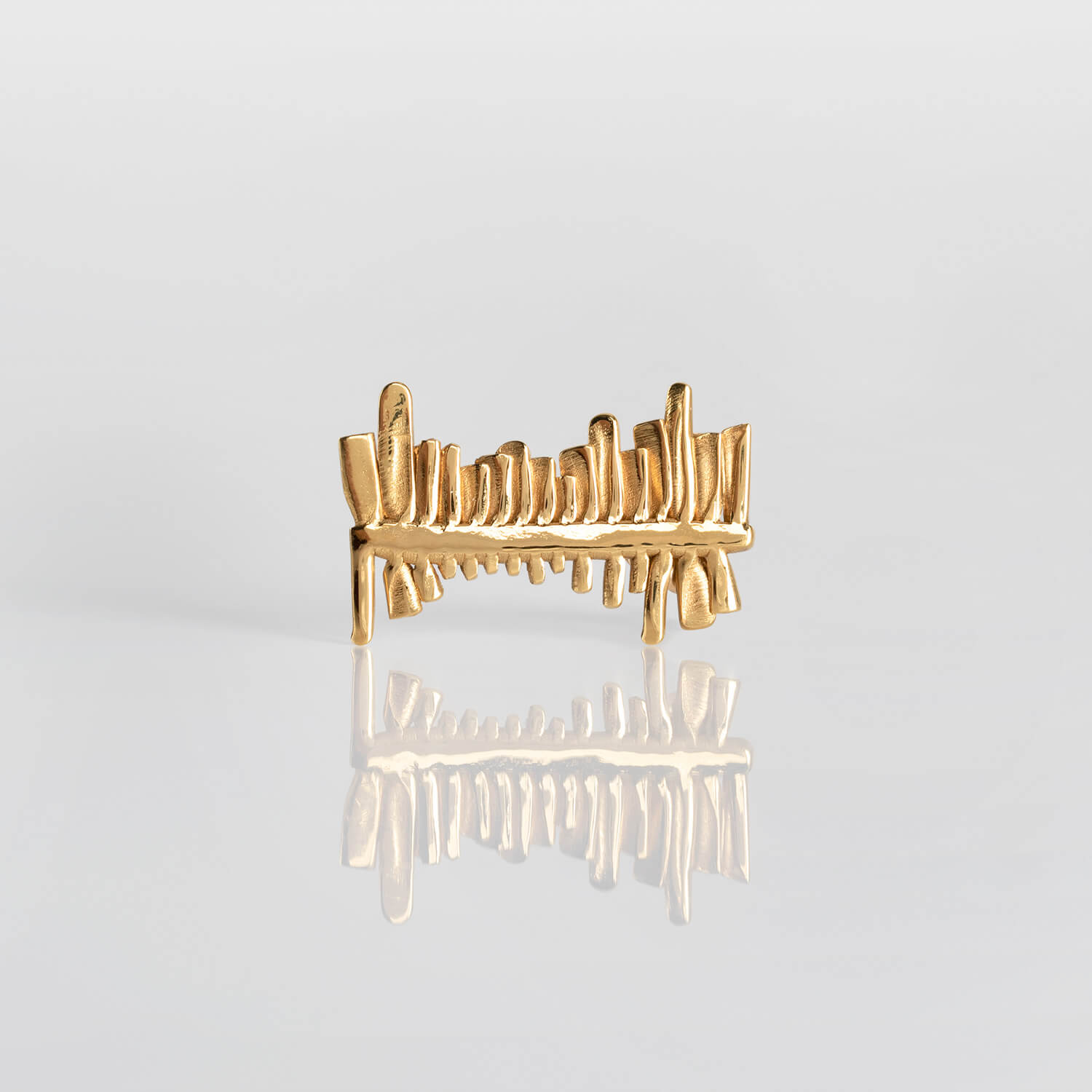 STARR, SKELETON, EARRINGS, DETAIL, 24KRTGP, WEB