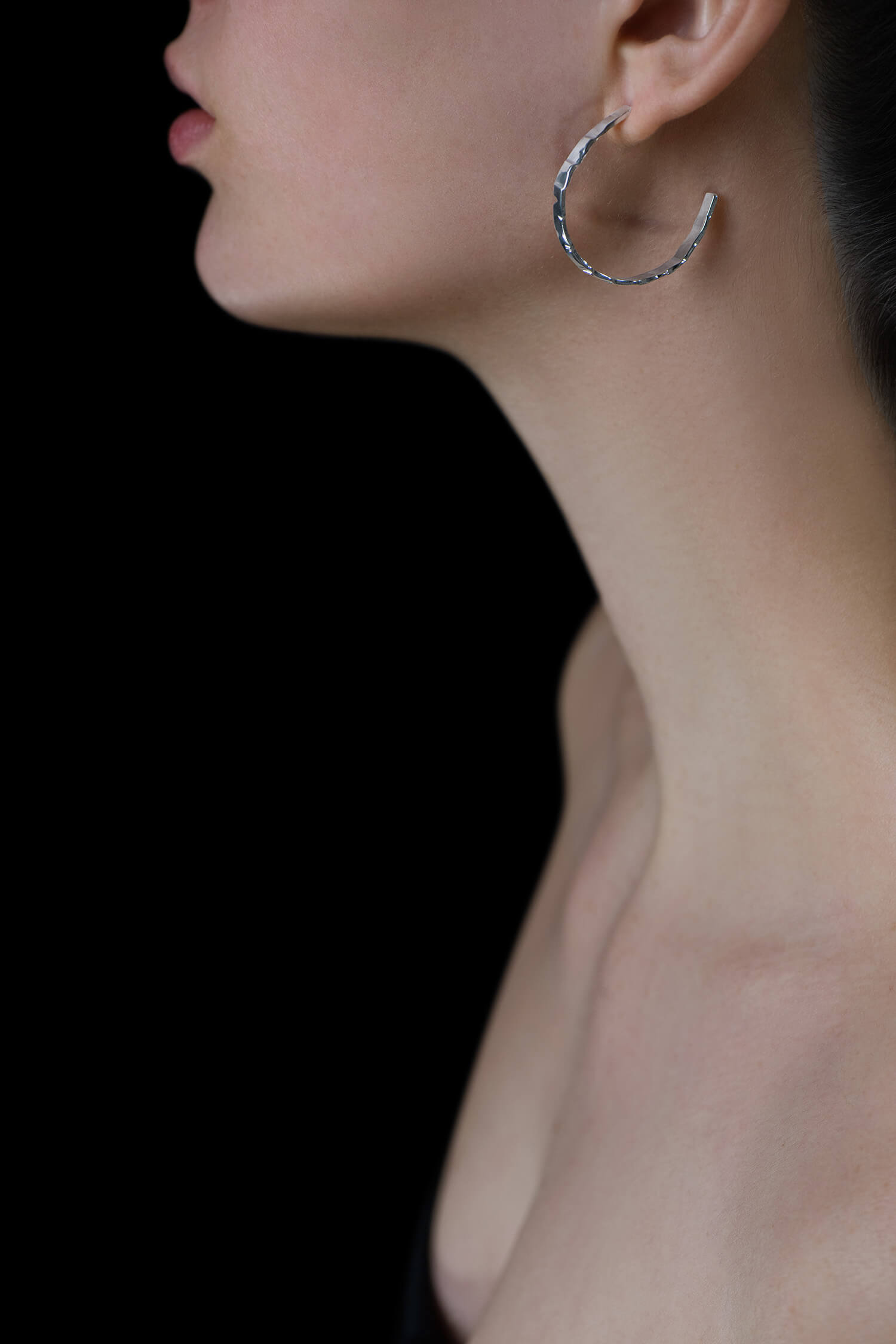 GRAY,LOOPS,EARRINGS,BODY,SILVER,WEB